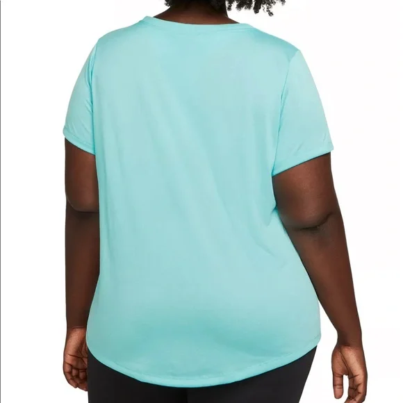 NIKE Women’s Plus Size Dry Legend Training Top Copa (Light Blue) 1X - Picture 2 of 7